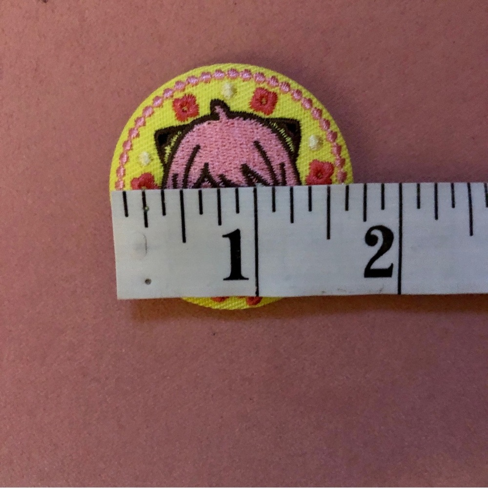 2 Spy Family Anya Embroidered Pin Badges Japan Kawaii Anime Manga Hot Topic - Picture 6 of 7